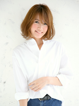 デザイン詳細 ひし形 外ハネカールボブ 山崎 愛実 Charly Brown